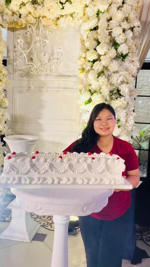 Kaye Sweets Cakes & Pastries
